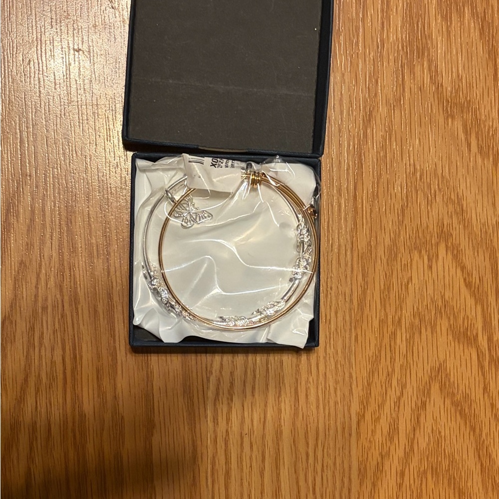 Elegant Gold and Silver Bangle Bracelet